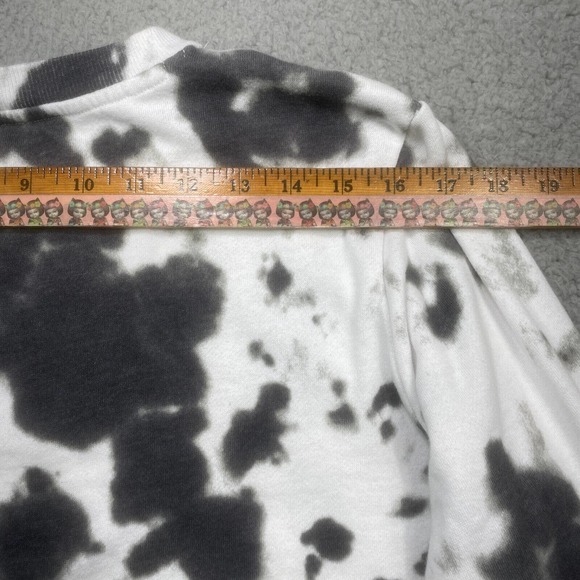 Def Leppard Sweatshirt Womens XL Music Band Tie Dye Boxy Cozy - Picture 11 of 11